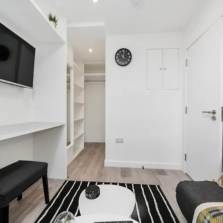 Cosy Apartment In The Heart Of The City Londres Exterior foto