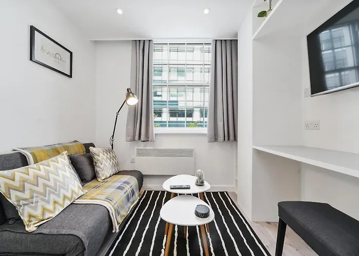Cosy Apartment In The Heart Of The City