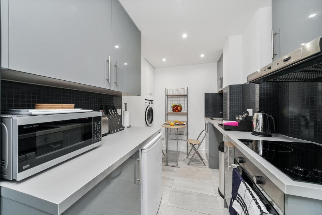 Cosy In The Heart Of The Londen